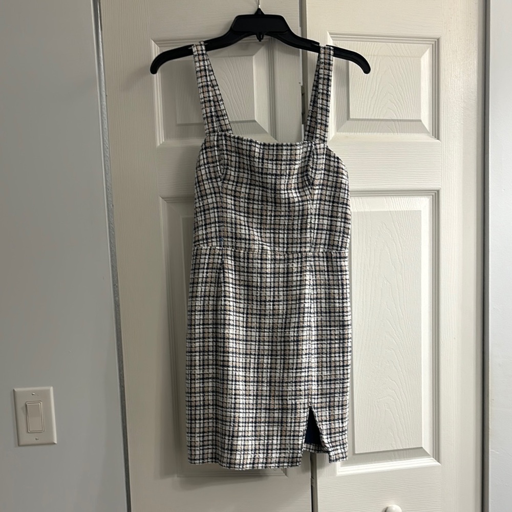 Abercrombie & Fitch Black and White Sheath Mini Dress